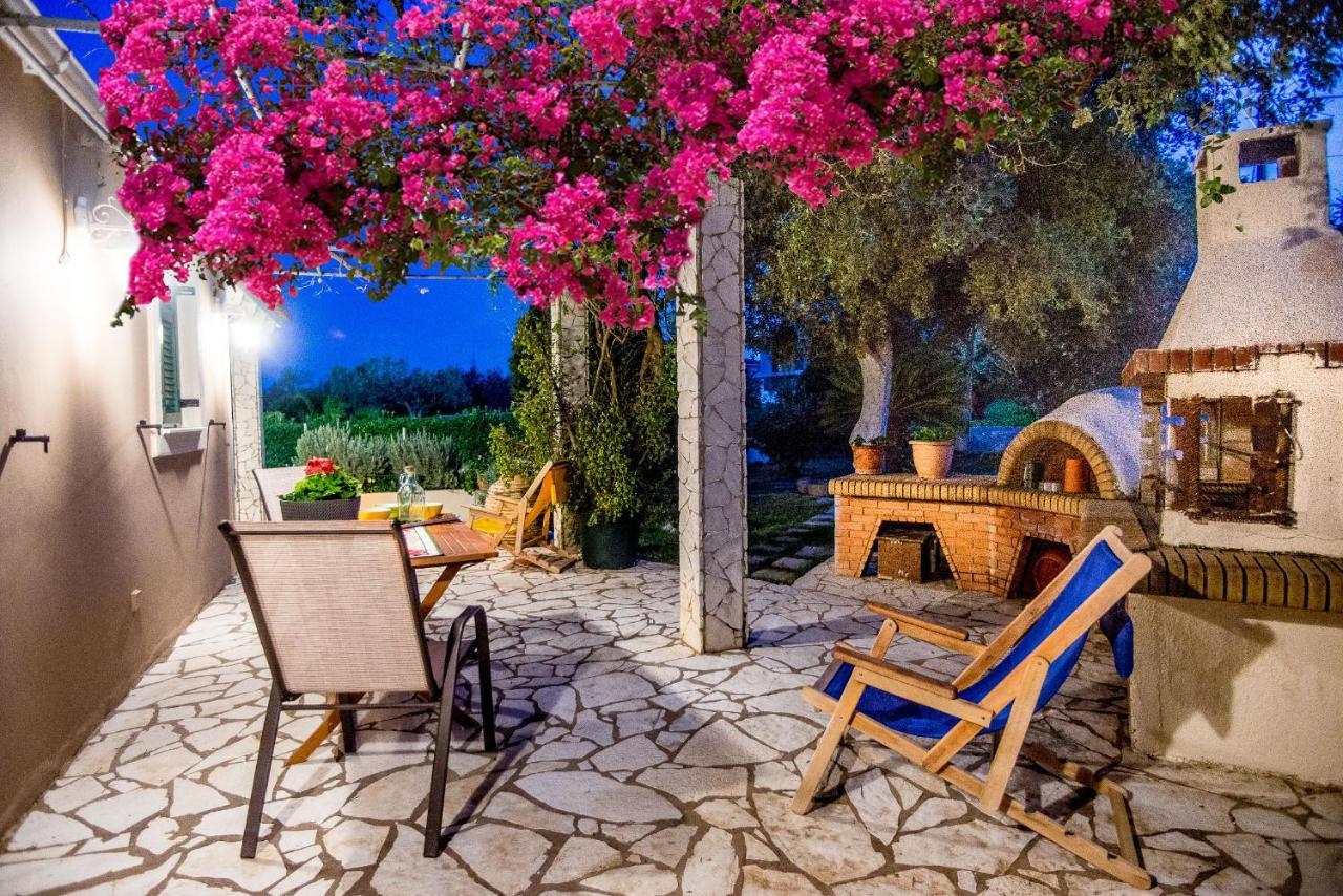 Villa Aelia - A Peaceful And Private Place Argostoli  Buitenkant foto